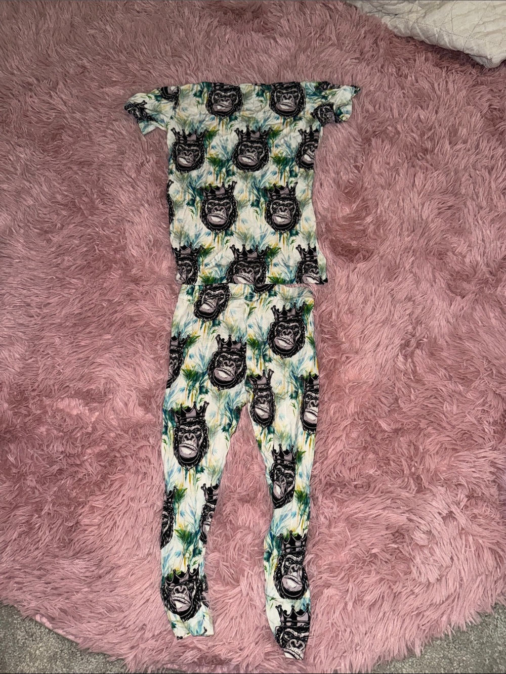 Toddler Bums & Roses Pajamas - Picture 2 of 3